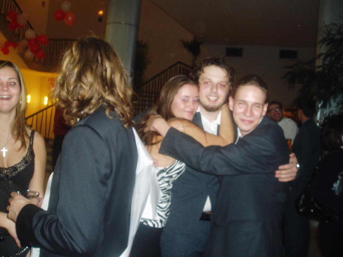 milostné objetí